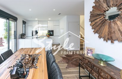Reventa - Villa - Los Montesinos