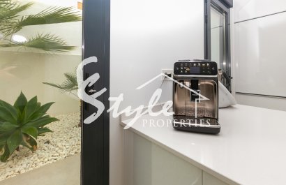 Reventa - Villa - Los Montesinos