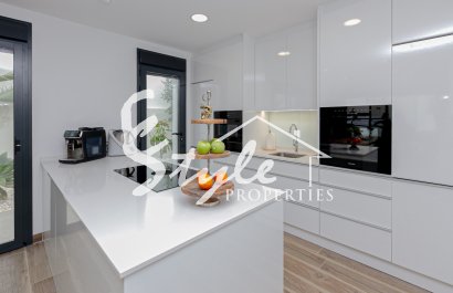 Reventa - Villa - Los Montesinos