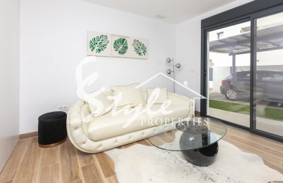 Reventa - Villa - Los Montesinos