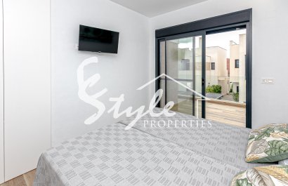 Reventa - Villa - Los Montesinos