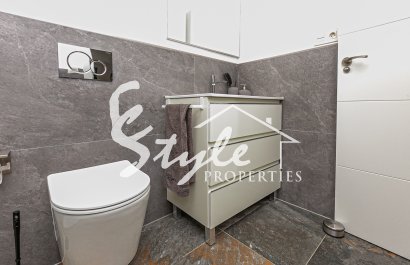 Reventa - Villa - Los Montesinos