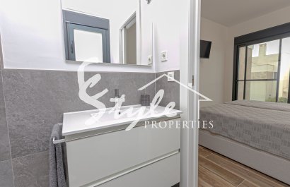 Reventa - Villa - Los Montesinos