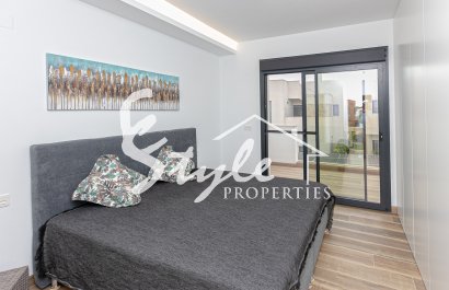 Reventa - Villa - Los Montesinos