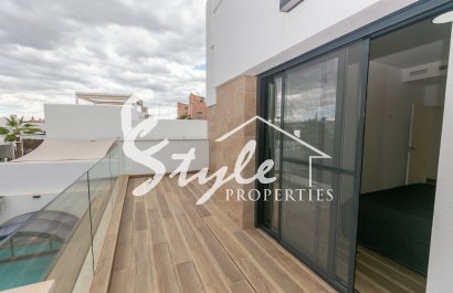 Reventa - Villa - Los Montesinos