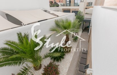 Reventa - Villa - Los Montesinos