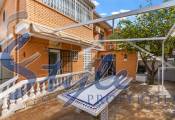 Resale - Villa - El Campello - Playa Muchavista