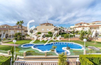 For Sale Spacious Corner Townhouse with 3 Bedrooms in Zeniamar, Playa Flamenca, Costa Blanca. ID2296