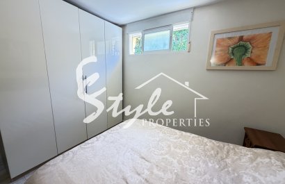Reventa - Villa - Villamartín - Villamartin