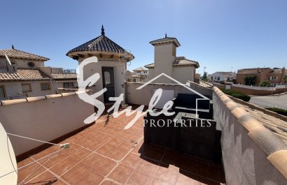 Reventa - Villa - Villamartín - Villamartin