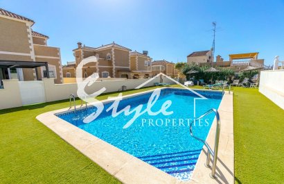 Resale - Villa - Orihuela-Costa - Las Filipinas