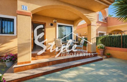 Resale - Villa - Torrevieja - Aguas Nuevas