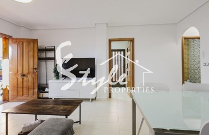Resale - Villa - Torrevieja - Aguas Nuevas
