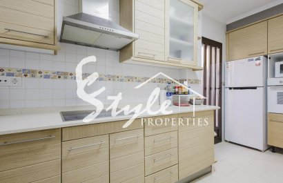Resale - Villa - Torrevieja - Aguas Nuevas