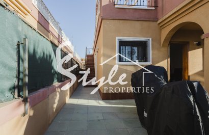 Resale - Villa - Torrevieja - Aguas Nuevas