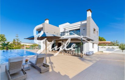 Resale - Villa - Torrevieja - Los Balcones