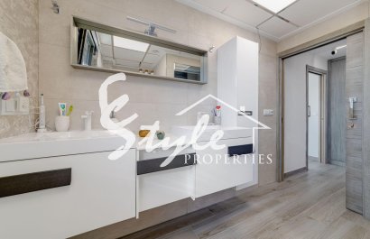 Resale - Villa - Torrevieja - Los Balcones
