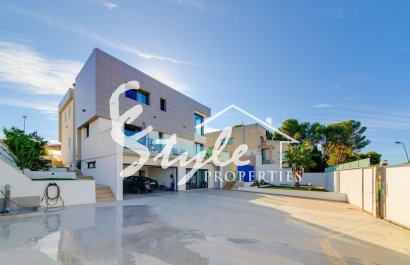 Resale - Villa - Torrevieja - Los Balcones