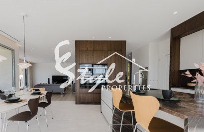 Resale - Villa - Orihuela-Costa - Las Colinas Golf