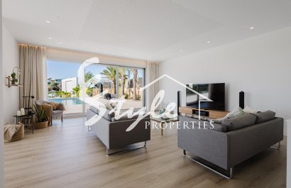 Resale - Villa - Orihuela-Costa - Las Colinas Golf