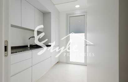 Resale - Villa - Orihuela-Costa - Las Colinas Golf