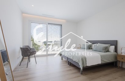 Resale - Villa - Orihuela-Costa - Las Colinas Golf