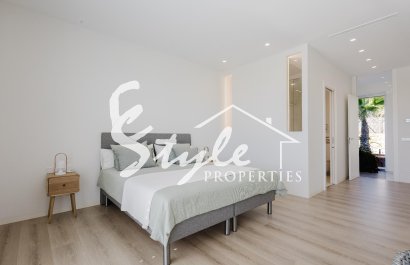 Resale - Villa - Orihuela-Costa - Las Colinas Golf
