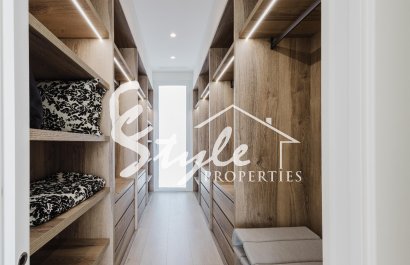 Resale - Villa - Orihuela-Costa - Las Colinas Golf