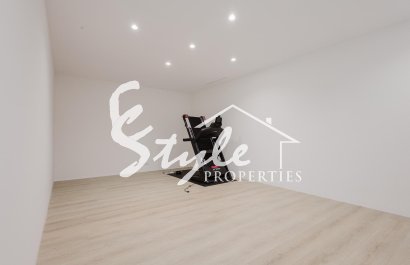 Resale - Villa - Orihuela-Costa - Las Colinas Golf