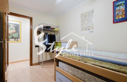 Resale - Apartamento - Torrevieja - Playa del Acequión