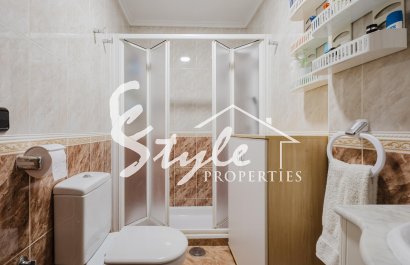 Resale - Apartamento - Torrevieja - Playa del Acequión