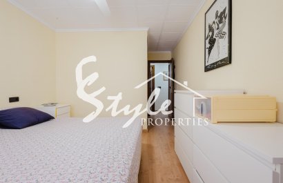 Resale - Apartamento - Torrevieja - Playa del Acequión