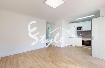 Resale - Apartamento - Orihuela-Costa - Villamartin