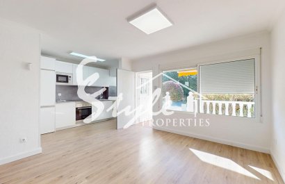 Resale - Apartamento - Orihuela-Costa - Villamartin