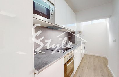 Resale - Apartamento - Orihuela-Costa - Villamartin