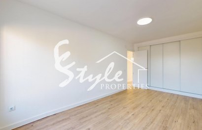 Resale - Apartamento - Orihuela-Costa - Villamartin