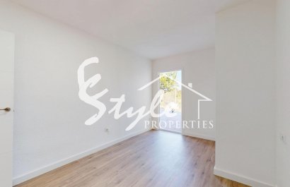 Resale - Apartamento - Orihuela-Costa - Villamartin