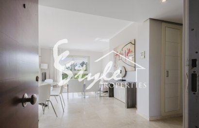 Resale - Apartament  - Orihuela-Costa - Las Colinas Golf