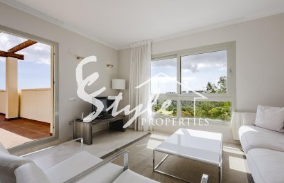 Resale - Apartament  - Orihuela-Costa - Las Colinas Golf