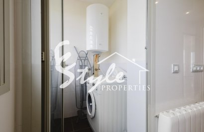 Resale - Apartament  - Orihuela-Costa - Las Colinas Golf