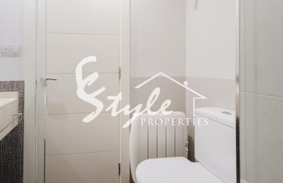 Resale - Apartament  - Orihuela-Costa - Las Colinas Golf