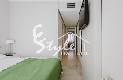 Resale - Apartament  - Orihuela-Costa - Las Colinas Golf