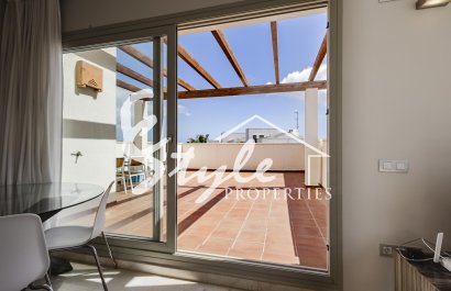 Resale - Apartament  - Orihuela-Costa - Las Colinas Golf