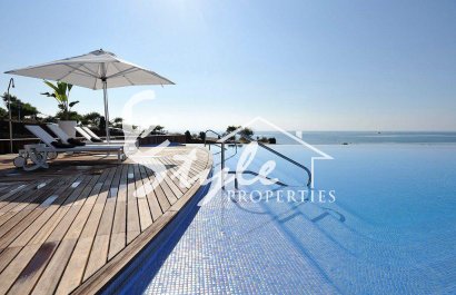 Resale - Apartament  - Orihuela-Costa - Las Colinas Golf