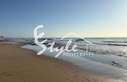 Resale - Apartamento - Torrevieja - La Mata