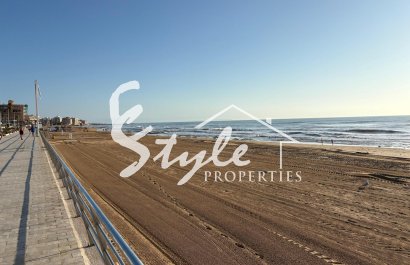 Resale - Apartamento - Torrevieja - La Mata