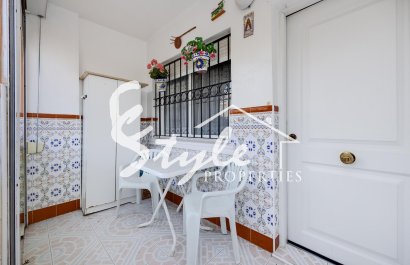 Resale - Apartamento - Torrevieja - Playa De Los Náufragos