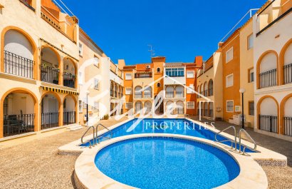 Resale - Apartamento - Torrevieja - Playa De Los Náufragos