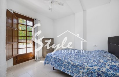 Resale - Apartamento - Torrevieja - Playa De Los Náufragos