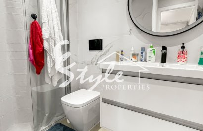 Resale - Apartamento - Guardamar - El Raso